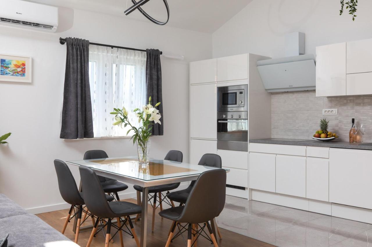 Metily Apartment Σπλιτ Εξωτερικό φωτογραφία