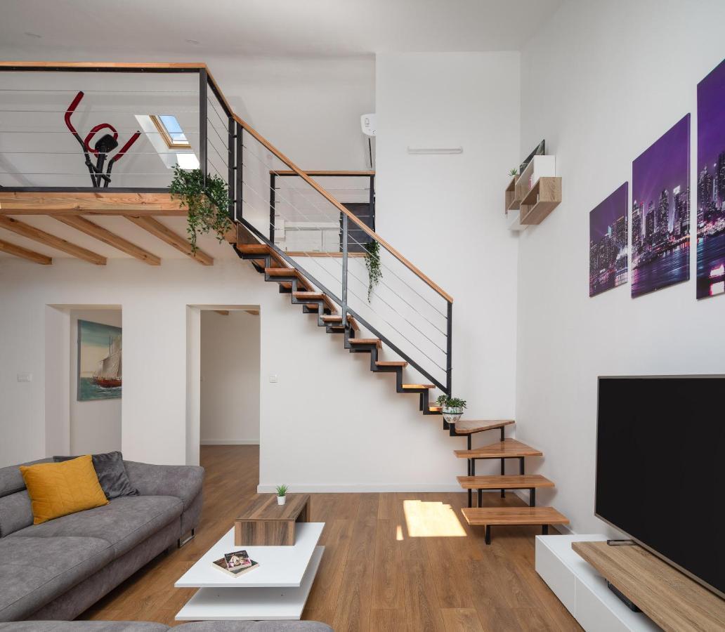 Metily Apartment Σπλιτ Εξωτερικό φωτογραφία