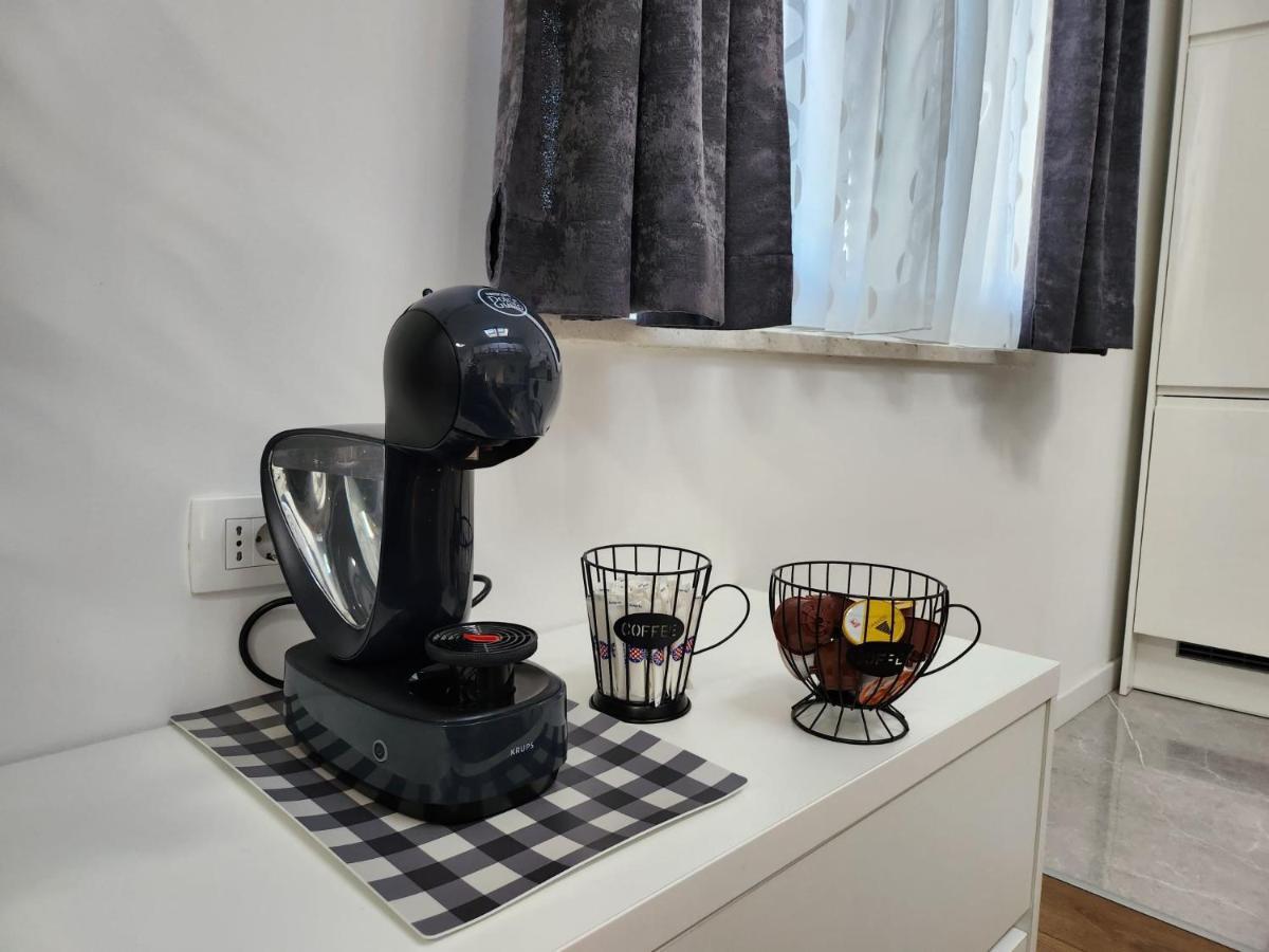 Metily Apartment Σπλιτ Εξωτερικό φωτογραφία